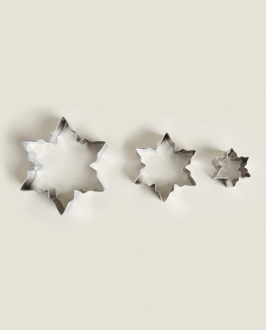 CHRISTMAS RING CAKE BAKING KIT