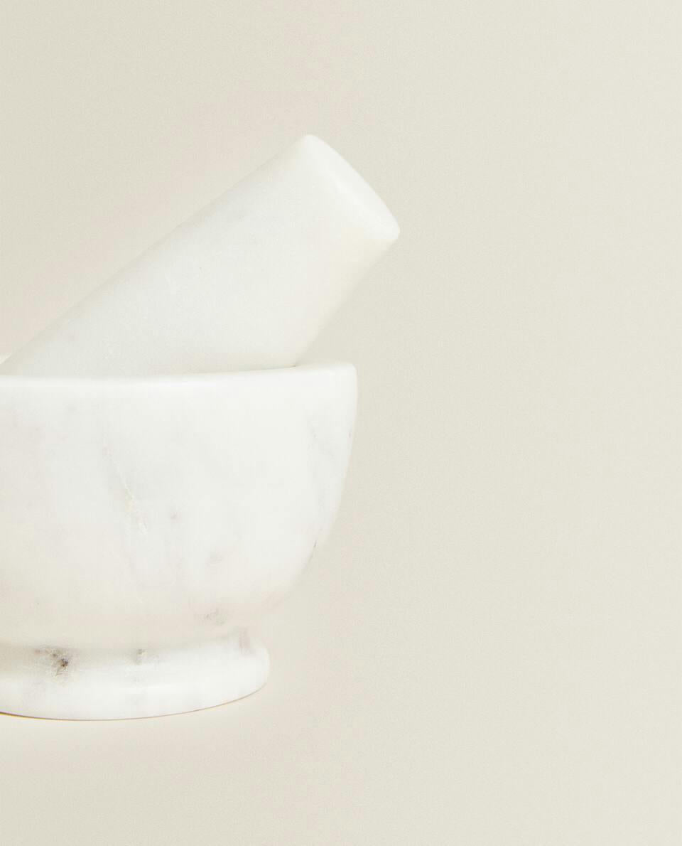 MARBLE PESTLE AND MORTAR