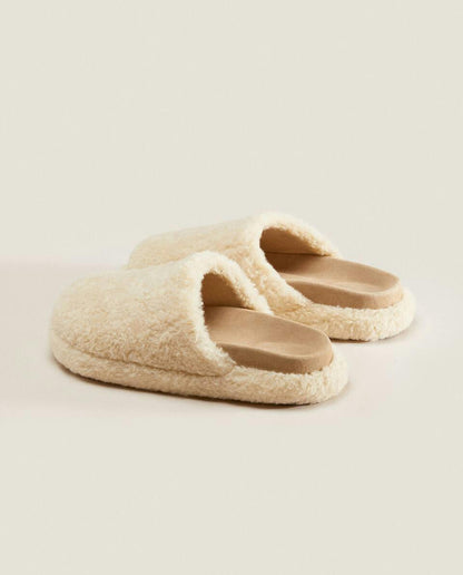 FLUFFY MULE CLOG SLIPPERS