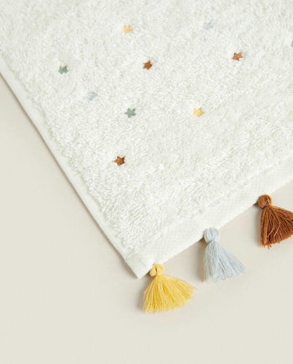 TOWEL WITH TASSELS AND STARS